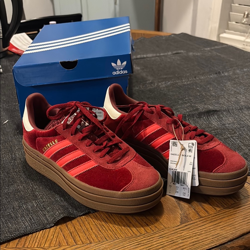 Adidas Gazelle BOLD Burgundy Sneakers SIZE 7